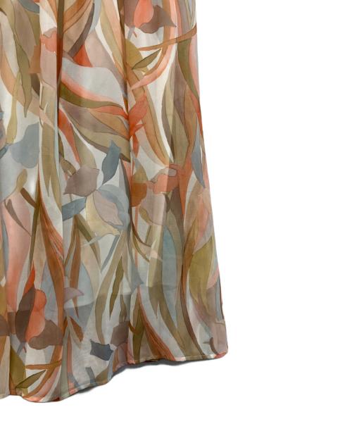 23区（ニジュウサンク）23区 (ニジュウサンク) Ratti ペインティングプリントスカート マルチカラー サイズ:46 未使用品の古着・服飾アイテム