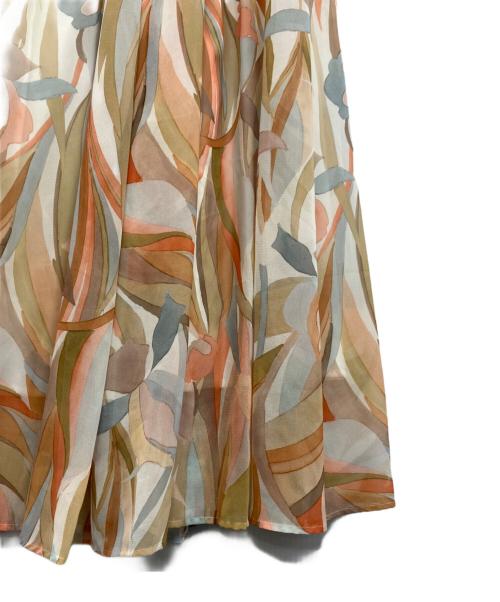 23区（ニジュウサンク）23区 (ニジュウサンク) Ratti ペインティングプリントスカート マルチカラー サイズ:46 未使用品の古着・服飾アイテム