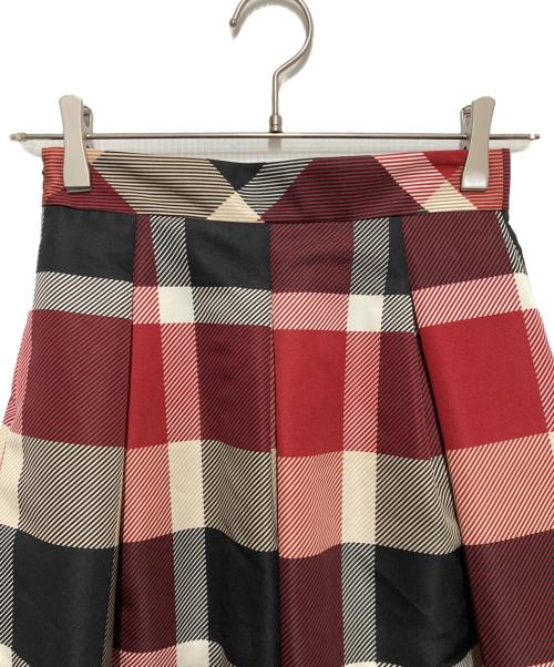 BLUE LABEL CRESTBRIDGE（ブルーレーベルクレストブリッジ）BLUE LABEL CRESTBRIDGE (ブルーレーベルクレストブリッジ) チェックフレアスカート レッド サイズ:SIZE 34の古着・服飾アイテム