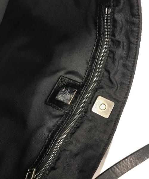 FENDI（フェンディ）FENDI (フェンディ) ワンショルダーバッグ ブラックの古着・服飾アイテム