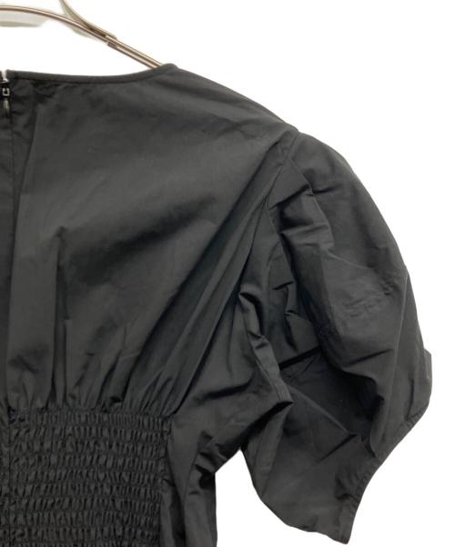 ELENDEEK（エレンディーク）ELENDEEK (エレンディーク) フォルムスリーブウエストタックワンピース ブラック サイズ:02の古着・服飾アイテム