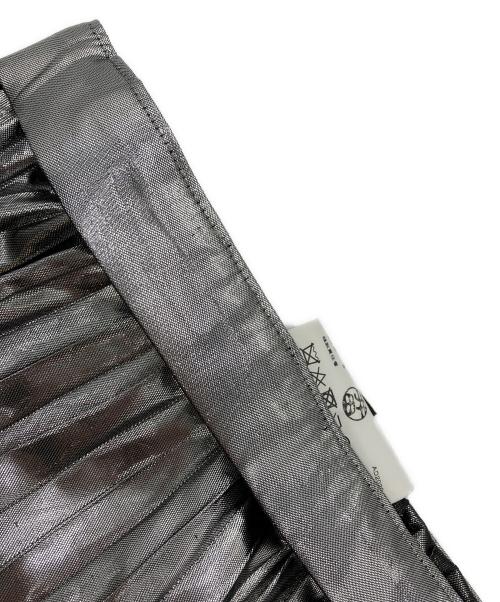 JUNYA WATANABE COMME des GARCONS（(ジュンヤワタナベ コムデギャルソン）JUNYA WATANABE COMME des GARCONS ((ジュンヤワタナベ コムデギャルソン) ケタリックプリーツスカート シルバー サイズ:Sの古着・服飾アイテム