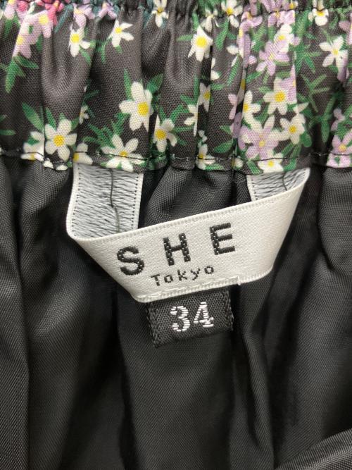 SHE TOKYO（シートーキョー）SHE TOKYO (シートーキョー) Michelle Flower Skirt ブラック サイズ:34の古着・服飾アイテム