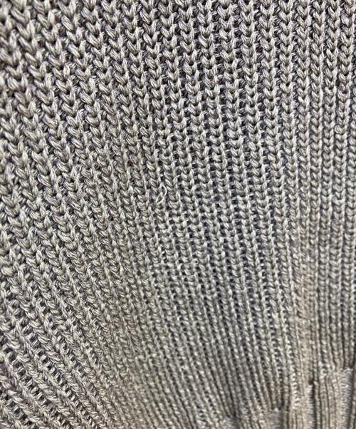 OUAT（オーユーエーティー）OUAT (オーユーエーティー) タートルネックニット グレーの古着・服飾アイテム