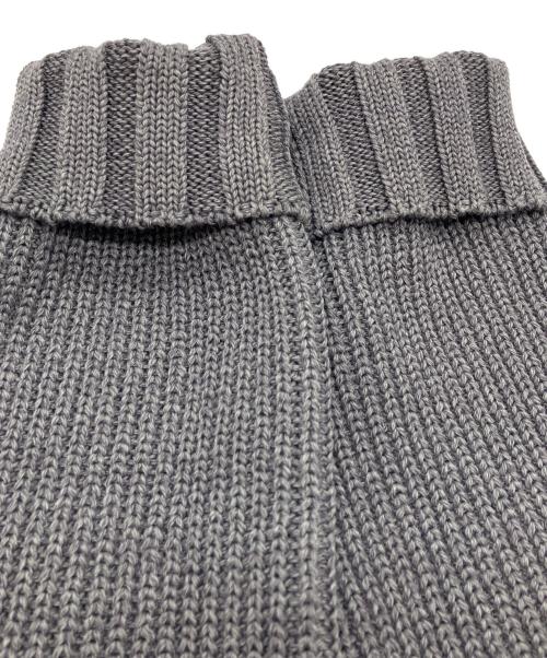 OUAT（オーユーエーティー）OUAT (オーユーエーティー) タートルネックニット グレーの古着・服飾アイテム