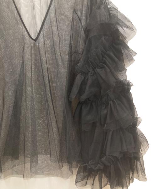 la belle etude（ラベルエチュード）la belle Etude (ラベルエチュード) VネックボリュームチュールギャザーハーフスリーブTOPS ブラック サイズ:FREEの古着・服飾アイテム