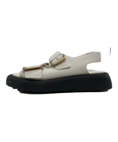TOD'S（トッズ）TOD'S (トッズ) サンダル ホワイト×ブラック サイズ:35の古着・服飾アイテム