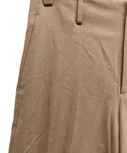 AP STUDIO（エーピーストゥディオ）AP STUDIO (エーピーストゥディオ) デュアルワイドパンツ ベージュ サイズ:36 未使用品の古着・服飾アイテム