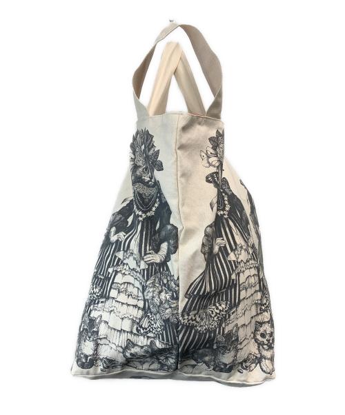 Yuko Higuchi（ユウコ ヒグチ）Yuko Higuchi (ユウコ ヒグチ) ビクトリアントートバッグ ベージュの古着・服飾アイテム