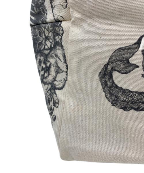 Yuko Higuchi（ユウコ ヒグチ）Yuko Higuchi (ユウコ ヒグチ) ビクトリアントートバッグ ベージュの古着・服飾アイテム