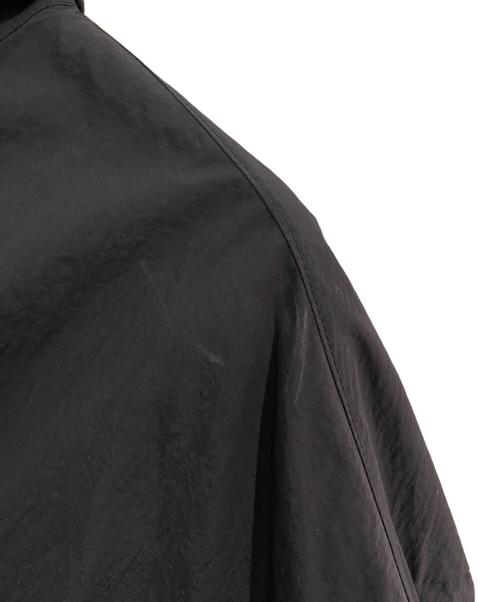 LE PHIL（ル フィル）LE PHIL (ル フィル) ミリタリープルーフギャザーブラウス ブラック サイズ:Freeの古着・服飾アイテム