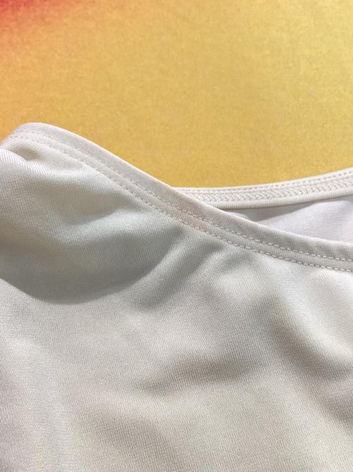 ISSEY MIYAKE（イッセイミヤケ）ISSEY MIYAKE (イッセイミヤケ) LIGHT LEAK ノースリーブワンピース イエロー サイズ:2の古着・服飾アイテム