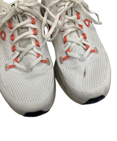 on（オン）on (オン) Cloudsurfer Max ホワイト サイズ:26.5cmの古着・服飾アイテム