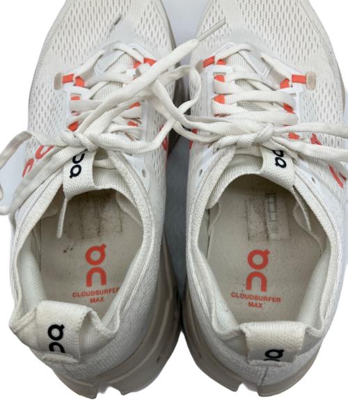 on（オン）on (オン) Cloudsurfer Max ホワイト サイズ:26.5cmの古着・服飾アイテム