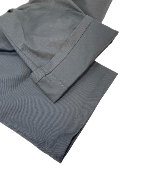 UNIVERSAL OVERALL（ユニバーサルオーバーオール）UNIVERSAL OVERALL (ユニバーサルオーバーオール) JOURNAL STANDARD relume (ジャーナルスタンダード レリューム) 別注 1タック ワイドパンツ　25年モデル チャコールグレー サイズ:L 未使用品の古着・服飾アイテム