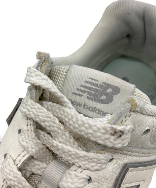 NEW BALANCE（ニューバランス）NEW BALANCE (ニューバランス) ローカットスニーカー ホワイト サイズ:24の古着・服飾アイテム