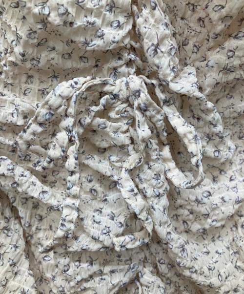 DazzliN（ダズリン）dazzlin (ダズリン) ギャザーリボンワンピース アイボリー サイズ:Mの古着・服飾アイテム