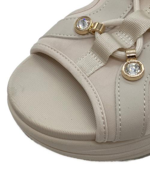 +DIANA（プラスダイアナ）+diana (プラスダイアナ) DRAW CORD SANDALS アイボリー サイズ:23.5cmの古着・服飾アイテム