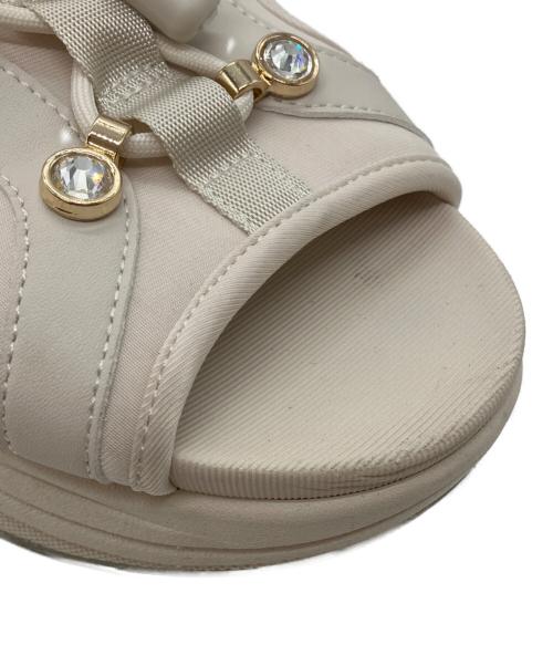 +DIANA（プラスダイアナ）+diana (プラスダイアナ) DRAW CORD SANDALS アイボリー サイズ:23.5cmの古着・服飾アイテム