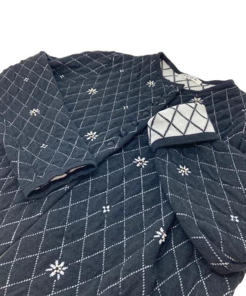 tyn.TGOR（トゴール）tyn.TGOR (トゴール) Quilting flower beads cardigan キルティングフラワーカーディガン ブラック サイズ:FREEの古着・服飾アイテム