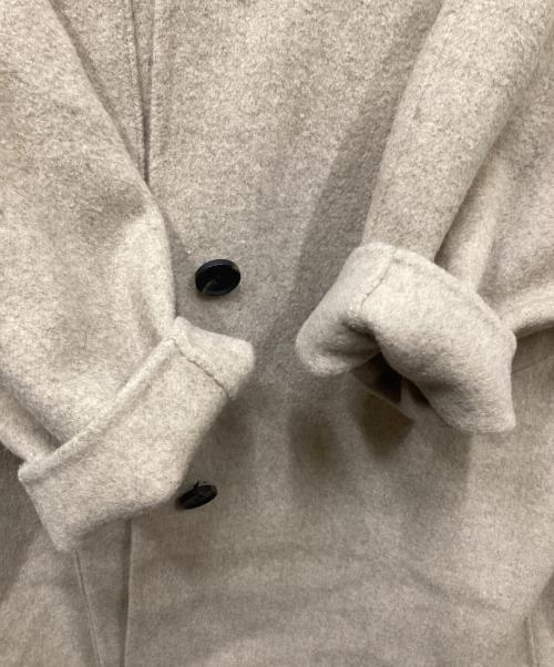 Varet street（ヴァレット ストリート）Varet street (ヴァレット ストリート) Back tuck coat/バックタックコート ベージュ サイズ:FREEの古着・服飾アイテム