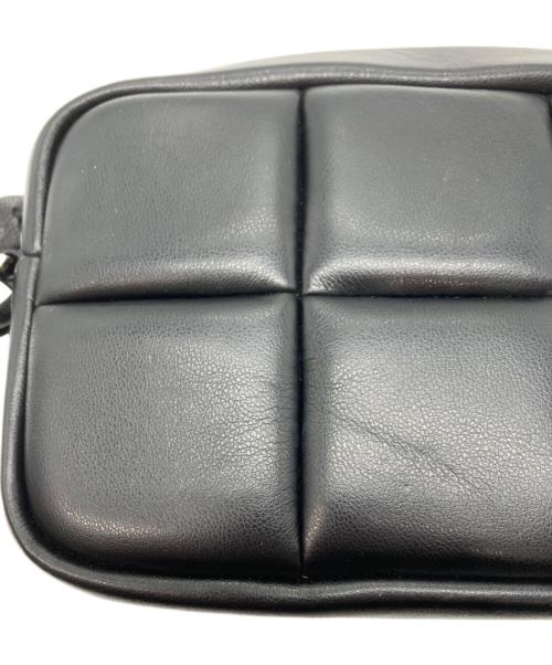 ADD CULUMN（アドカラム）ADD CULUMN (アドカラム) PUFF-CROSS BODY/ショルダーバック ブラックの古着・服飾アイテム