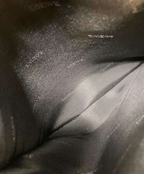 LOEWE（ロエベ）LOEWE (ロエベ) レザーサコッシュ　レザーショルダーバッグ　 ブラック サイズ:実寸参照の古着・服飾アイテム
