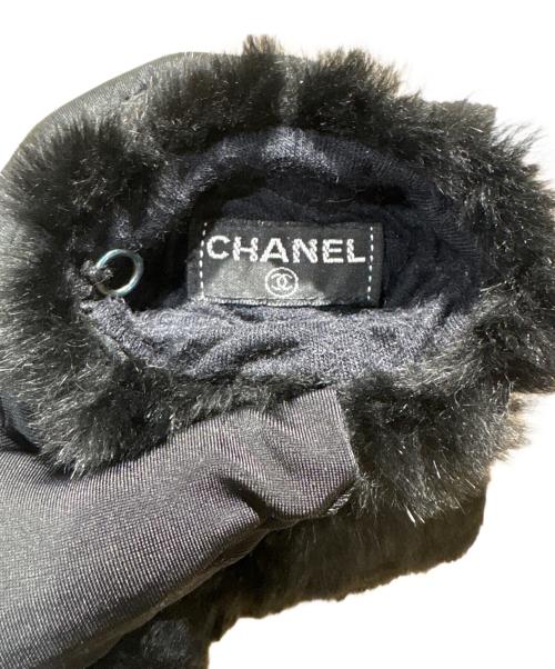 CHANEL（シャネル）CHANEL (シャネル) ココマークチェーン付ミトングローブの古着・服飾アイテム