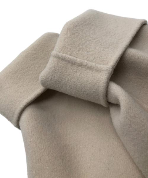 TOMORROW LAND（トゥモローランド）TOMORROW LAND (トゥモローランド) プレミアムウールリバーノーカラーコート ベージュ サイズ:36の古着・服飾アイテム