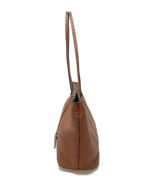 FENDI（フェンディ）FENDI (フェンディ) トートバッグ　レザーバッグ　スモールカルラ　セレリア ブラウン サイズ:実寸参照の古着・服飾アイテム