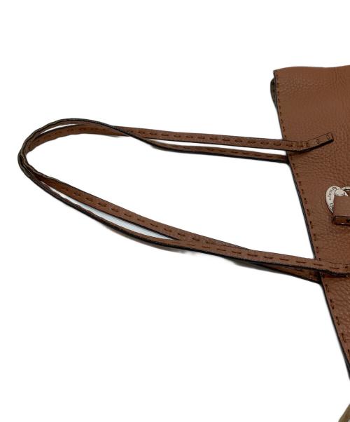 FENDI（フェンディ）FENDI (フェンディ) トートバッグ　レザーバッグ　スモールカルラ　セレリア ブラウン サイズ:実寸参照の古着・服飾アイテム