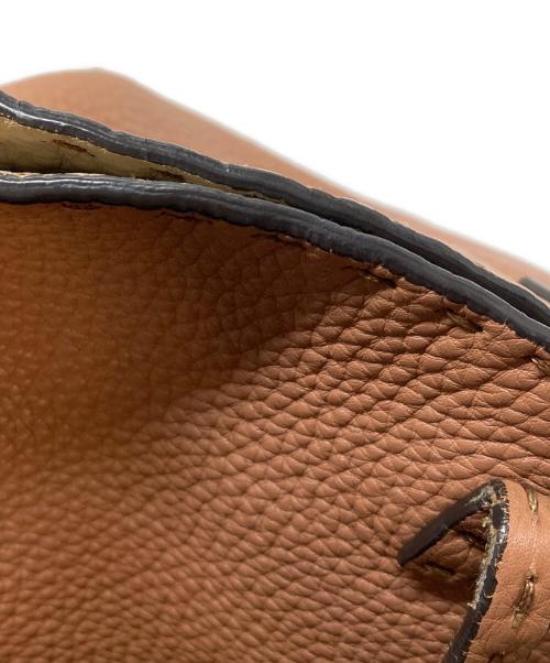 FENDI（フェンディ）FENDI (フェンディ) トートバッグ　レザーバッグ　スモールカルラ　セレリア ブラウン サイズ:実寸参照の古着・服飾アイテム