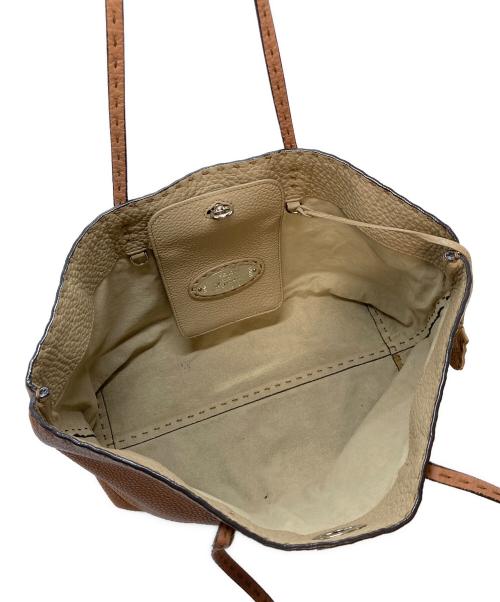 FENDI（フェンディ）FENDI (フェンディ) トートバッグ　レザーバッグ　スモールカルラ　セレリア ブラウン サイズ:実寸参照の古着・服飾アイテム