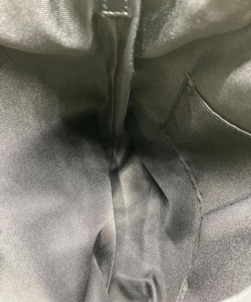 ear PAPILLONNER（イアパピヨネ）ear PAPILLONNER (イアパピヨネ) 巾着ショルダーバッグ ブラックの古着・服飾アイテム