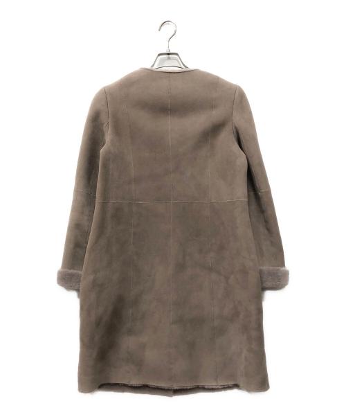 UNITED ARROWS（ユナイテッドアローズ）UNITED ARROWS (ユナイテッドアローズ) リアルムートン ノーカラーコート ベージュ サイズ:40 未使用品の古着・服飾アイテム