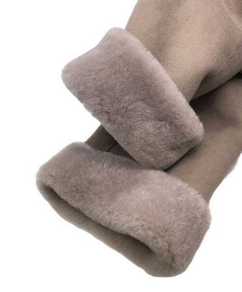 UNITED ARROWS（ユナイテッドアローズ）UNITED ARROWS (ユナイテッドアローズ) リアルムートン ノーカラーコート ベージュ サイズ:40 未使用品の古着・服飾アイテム