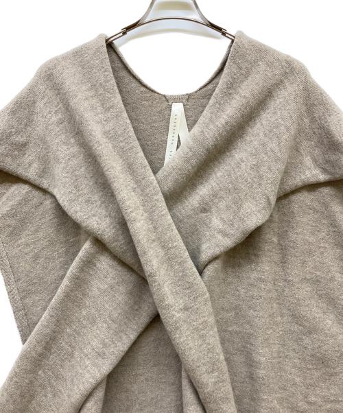 Lauren Manoogian（ローレン マヌージアン）Lauren Manoogian (ローレン マヌージアン) SLEEVES WRAP ベージュの古着・服飾アイテム