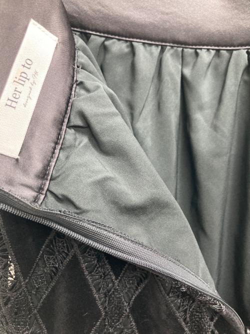 HER LIP TO（ハーリップトゥ）Her lip to (ハーリップトゥ) Embroidered Velour Tiered Skirt（エンブロイダリー　ベロア　ティアード　スカート） ブラック サイズ:Sの古着・服飾アイテム