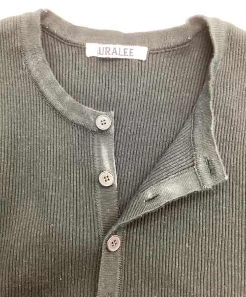 AURALEE（オーラリー）AURALEE (オーラリー) GIZA HIGH GAUGE RIB KNIT SHORT CARDIGAN ブラック サイズ:1の古着・服飾アイテム