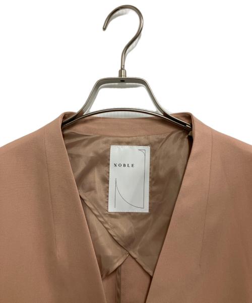 Noble（ノーブル）Noble (ノーブル) T/Rストレッチノーカラージャケット ピンク サイズ:36 未使用品の古着・服飾アイテム