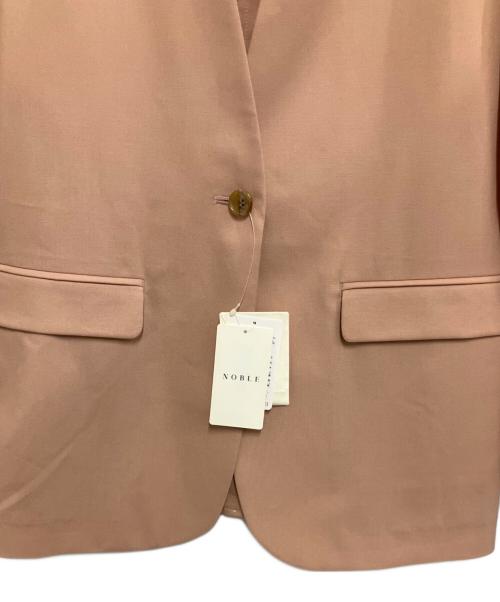 Noble（ノーブル）Noble (ノーブル) T/Rストレッチノーカラージャケット ピンク サイズ:36 未使用品の古着・服飾アイテム