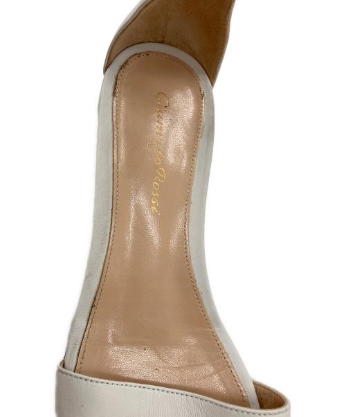 Gianvito Rossi（ジャンヴィト ロッシ）Gianvito Rossi (ジャンヴィト ロッシ) フラットサンダル ホワイト サイズ:35の古着・服飾アイテム