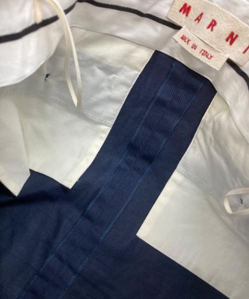 MARNI（マルニ）MARNI (マルニ) ベルテッドラップスカート ネイビー サイズ:40の古着・服飾アイテム