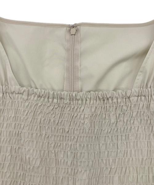 EMMEL REFINES（エメル リファインズ）EMMEL REFINES (エメル リファインズ) シャーリングオールインワン ベージュ サイズ:Mの古着・服飾アイテム