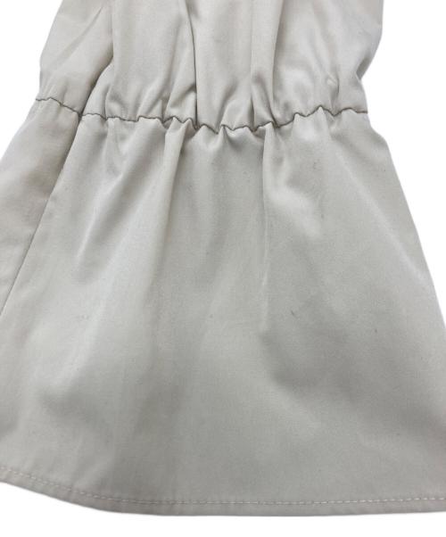 EMMEL REFINES（エメル リファインズ）EMMEL REFINES (エメル リファインズ) シャーリングオールインワン ベージュ サイズ:Mの古着・服飾アイテム