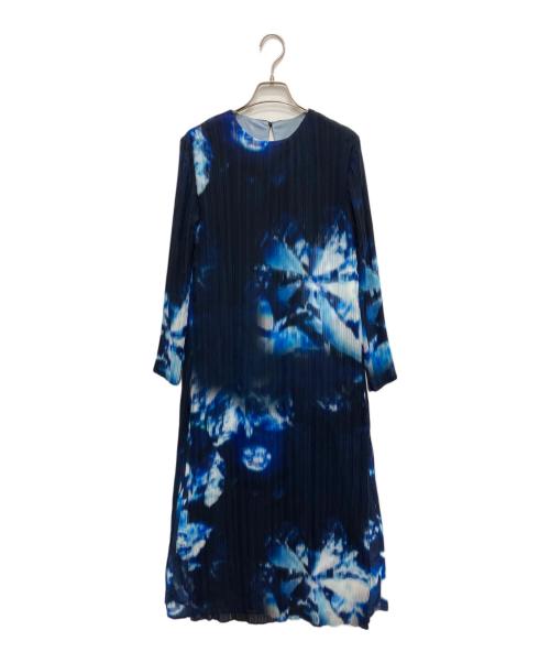 ARTISAN（アルチザン）ARTISAN (アルチザン) 切子柄転写プリント プリーツワンピース ブルー サイズ:9の古着・服飾アイテム