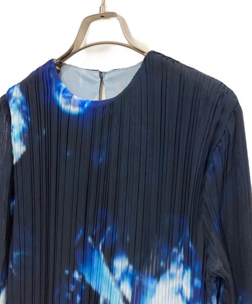 ARTISAN（アルチザン）ARTISAN (アルチザン) 切子柄転写プリント プリーツワンピース ブルー サイズ:9の古着・服飾アイテム