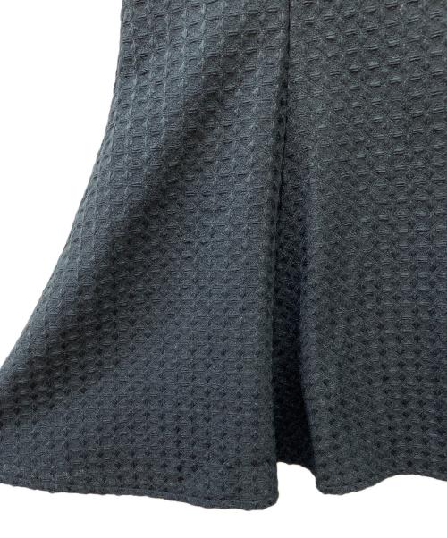 LeJa（レジャ）LeJa (レジャ) オフショルダーパフスリーブマーメイドワンピース ブラック サイズ:Ｓの古着・服飾アイテム
