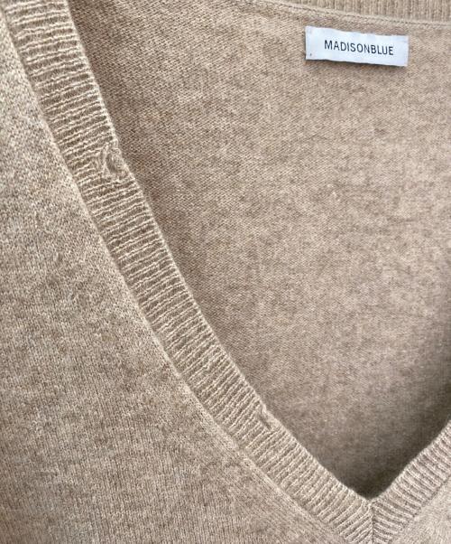 MADISON BLUE（マディソンブルー）MADISON BLUE (マディソンブルー) ラクーンファーVネックニット ベージュ サイズ:01の古着・服飾アイテム