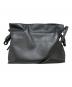 LOEWE（ロエベ）の古着「フラメンコ クラッチ ミディアム / ショルダーバッグ」｜ブラック